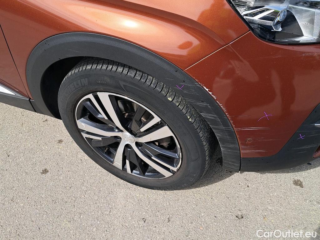  Peugeot  3008 PEUGEOT  / 2016 / 5P / todoterreno 1.2 PURETECH 96KW (130CV) ALLURE EAT8 #25