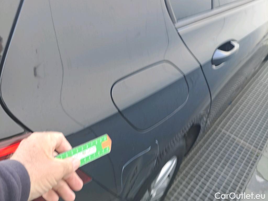  Volkswagen  Golf  VOLKSWAGEN / 2020 / 5P / berlina con portón Life 1.0 TSI 81kW (110CV) #1