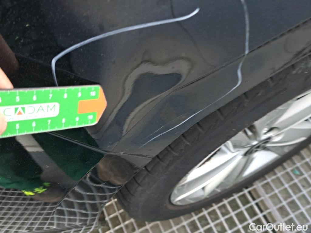  Volkswagen  Golf  VOLKSWAGEN / 2020 / 5P / berlina con portón Life 1.0 TSI 81kW (110CV) #2