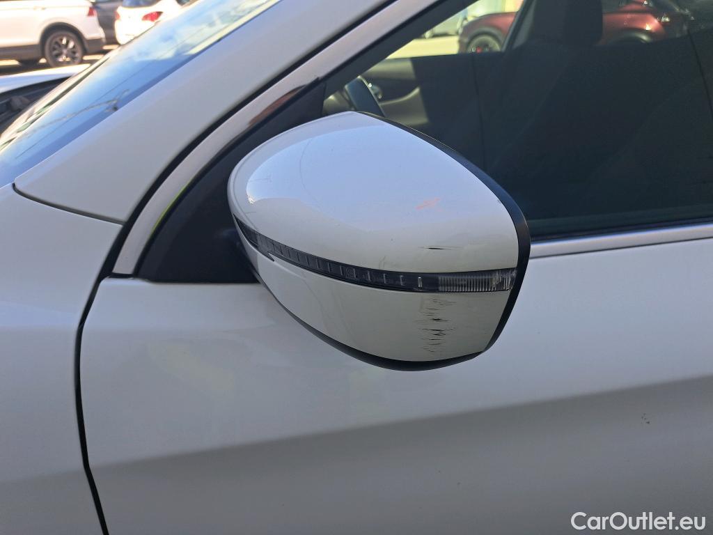  Nissan  Qashqai NISSAN  / 2017 / 5P / todoterreno dCi 85 kW (115 CV) ACENTA #44