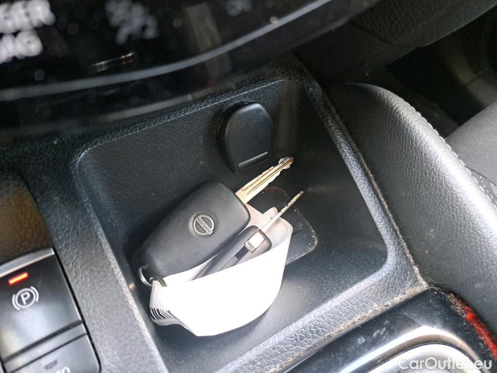  Nissan  Qashqai NISSAN  / 2017 / 5P / todoterreno dCi 85 kW (115 CV) ACENTA #31