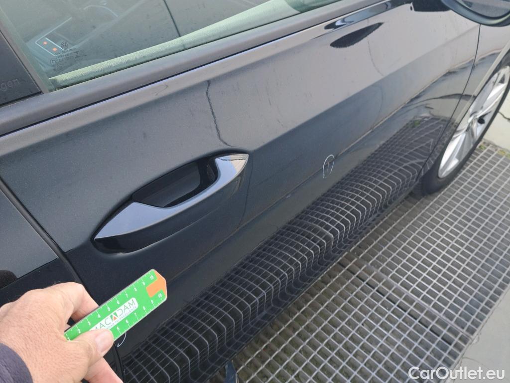  Volkswagen  Golf  VOLKSWAGEN / 2020 / 5P / berlina con portón Life 1.0 TSI 81kW (110CV) #6