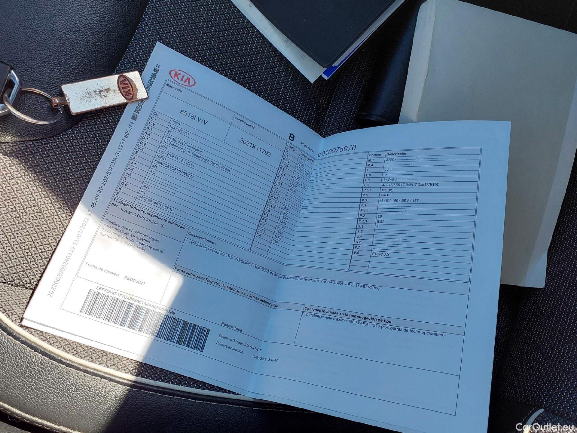  KIA  Niro KIA e- / 2016 / 5P / crossover e- 150kW Emotion (Long Range) #6