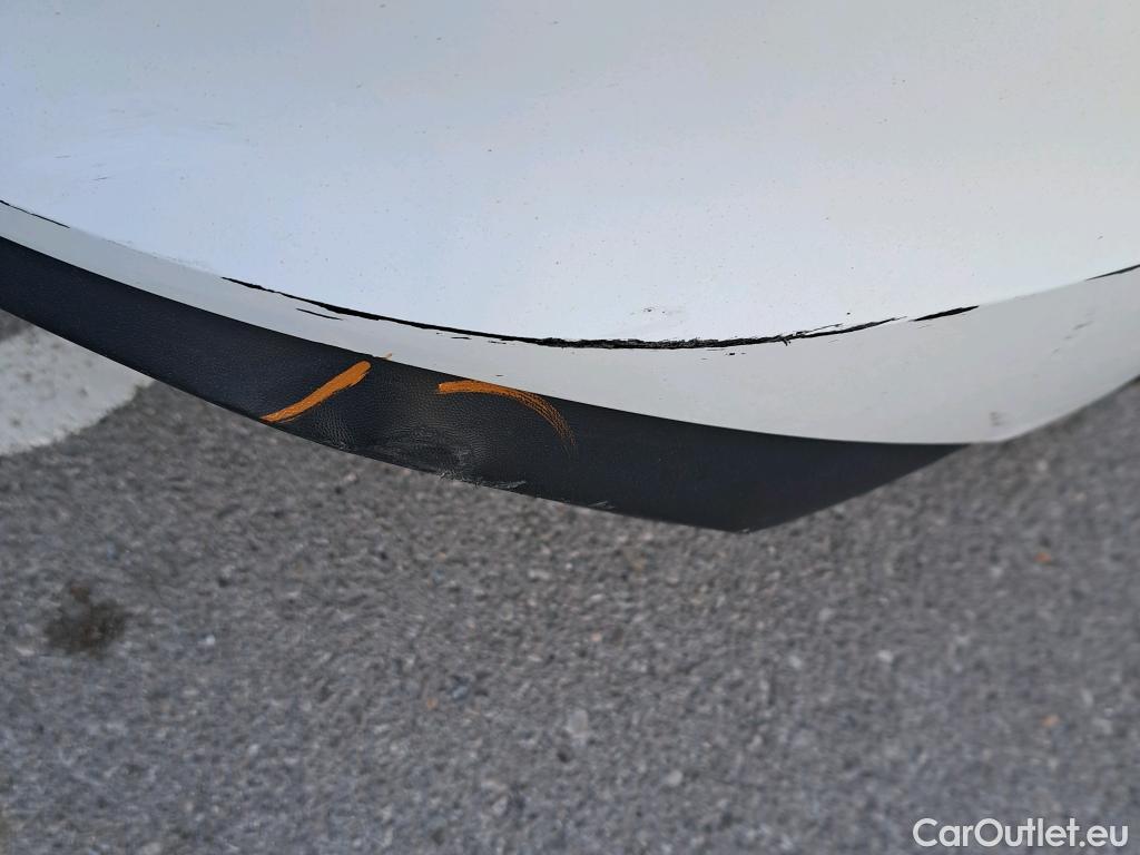  Volkswagen  Golf  VIII Berlina 2.0 TDI 115CV MT6 E6dT #10