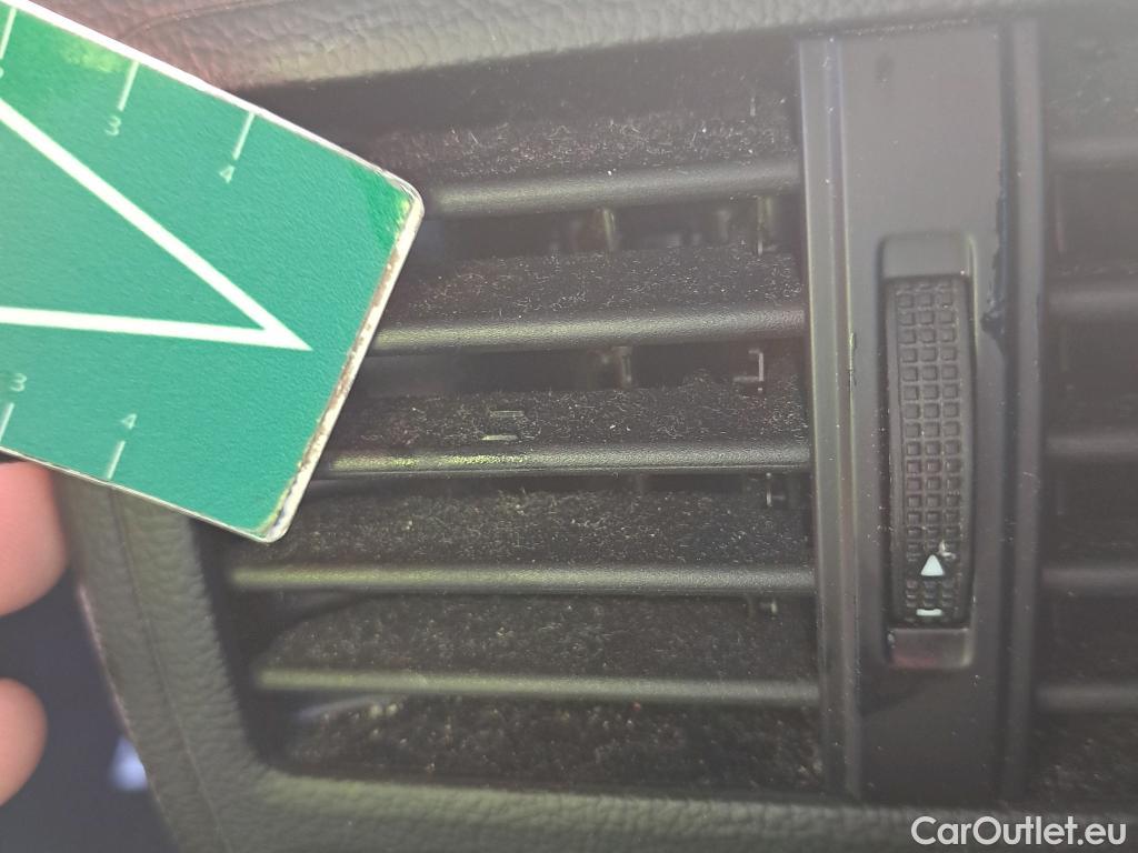  Volkswagen  Passat VOLKSWAGEN  / 2019 / 5P / familiar Variant Executive 1.5 TSI 110kW (150CV) #8