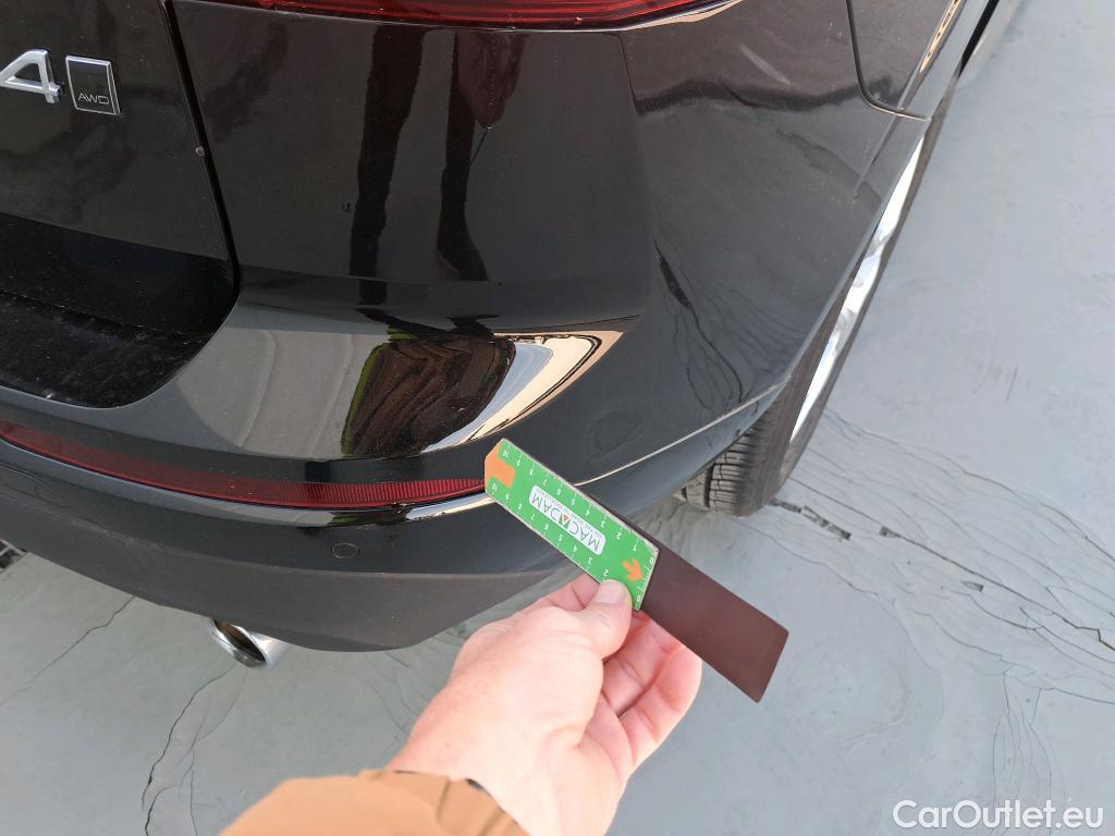  Volvo  XC60 VOLVO  / 2017 / 5P / todoterreno 2.0 B4 D4 AWD Business Plus Auto #27