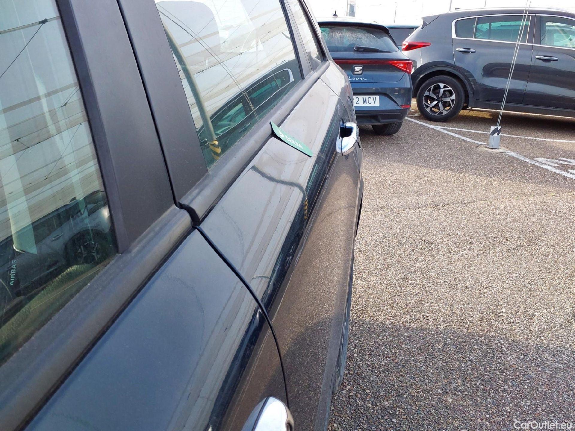  KIA  Niro KIA  / 2019 / 5P / crossover 1.6 GDi HEV 104kW (141CV) Drive #11