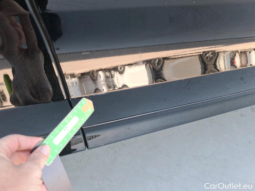  Volvo  XC60 VOLVO  / 2017 / 5P / todoterreno 2.0 B4 D4 AWD Business Plus Auto #13