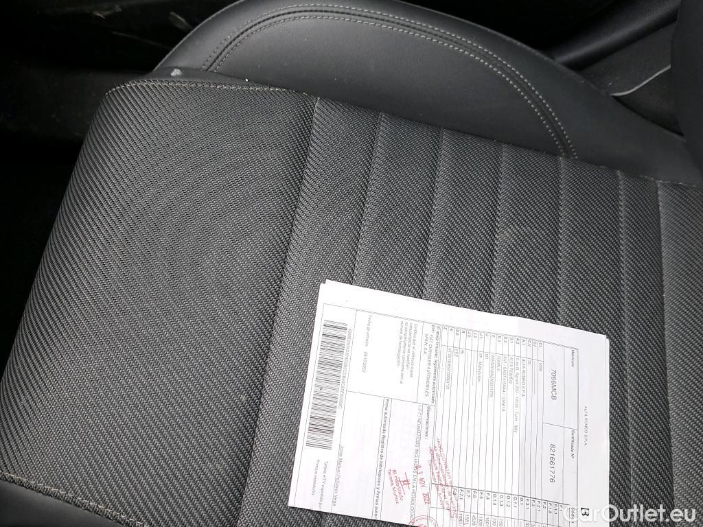  Alfa Romeo  TONALE Alfa Romeo  / 2022 / 5P / todoterreno 1.5 MHEV GASOLINA 130 CV SPRINT FWD #8