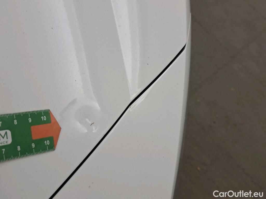  Hyundai  i20 HYUNDAI  / 2020 / 5P / berlina con portón 1.0 TGDI 74kW (100CV) 48V Essence #8