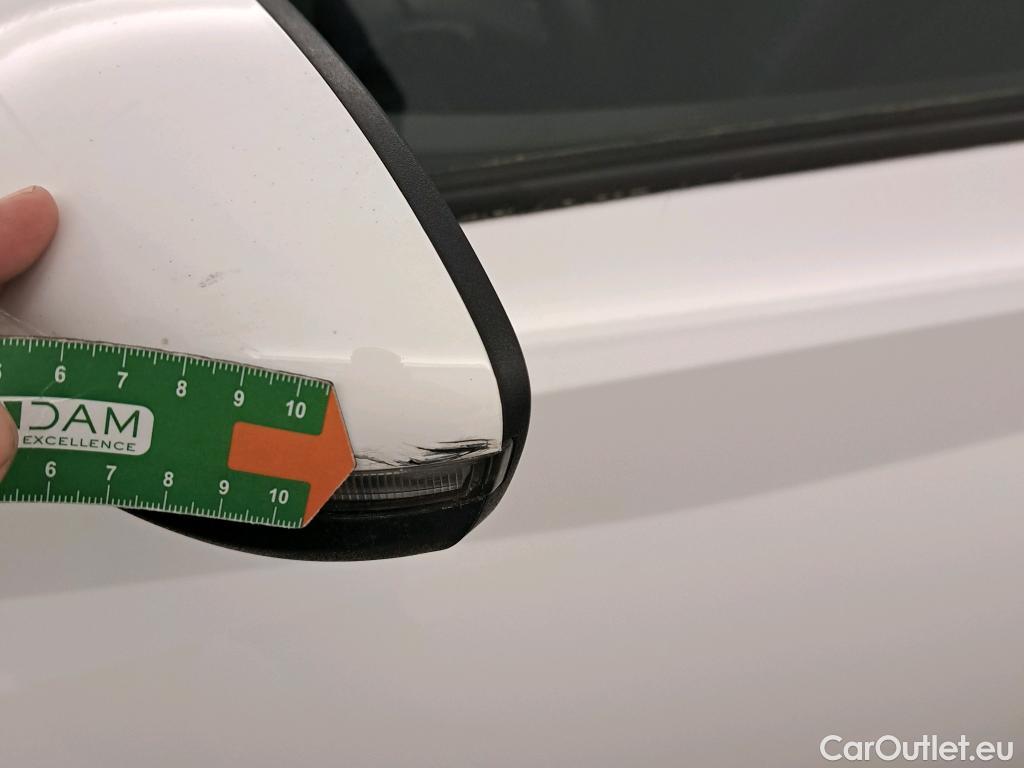  Hyundai  i20 HYUNDAI  / 2020 / 5P / berlina con portón 1.0 TGDI 74kW (100CV) 48V Essence #37