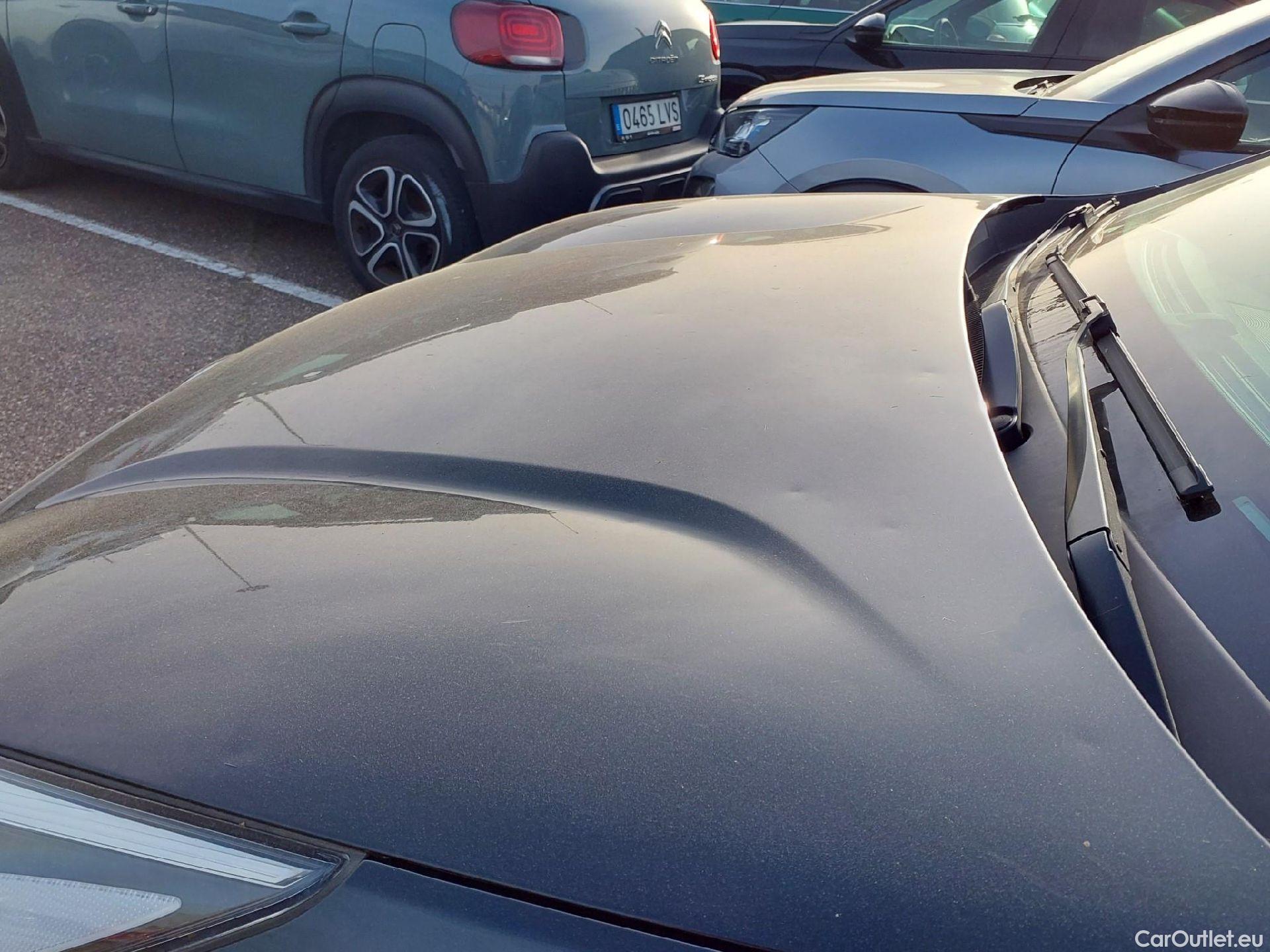  KIA  Niro KIA  / 2019 / 5P / crossover 1.6 GDi HEV 104kW (141CV) Drive #5