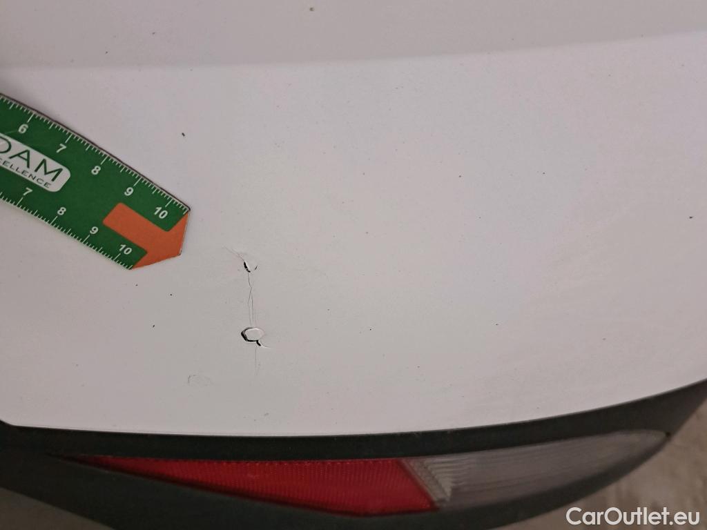  Hyundai  i20 HYUNDAI  / 2020 / 5P / berlina con portón 1.0 TGDI 74kW (100CV) 48V Essence #28