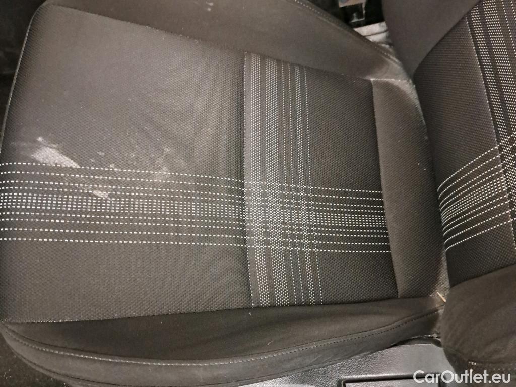  Hyundai  i20 HYUNDAI  / 2020 / 5P / berlina con portón 1.0 TGDI 74kW (100CV) 48V Essence #13