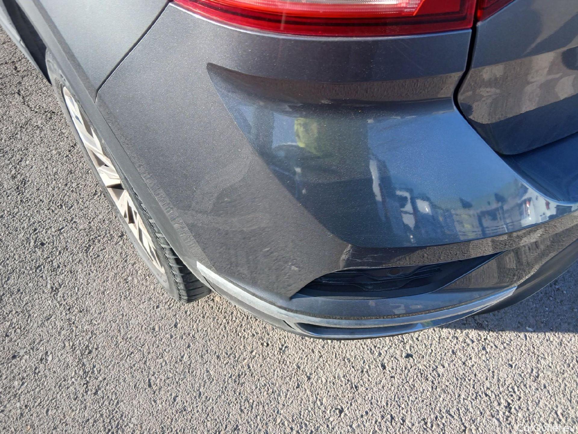  Volkswagen  T-ROC VOLKSWAGEN  / 2017 / 5P / todoterreno Advance 2.0 TDI 110kW (150CV) DSG (AC2) #11