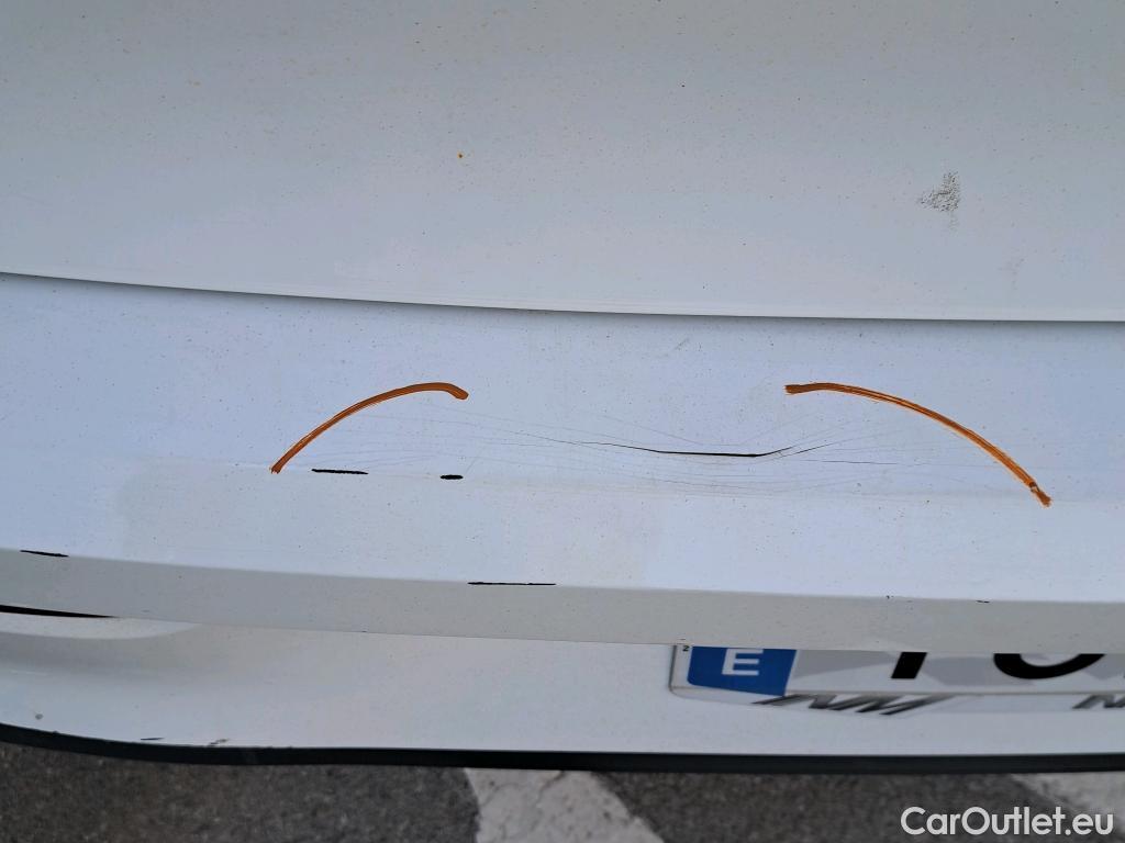  Volkswagen  Golf  VIII Berlina 2.0 TDI 115CV MT6 E6dT #16