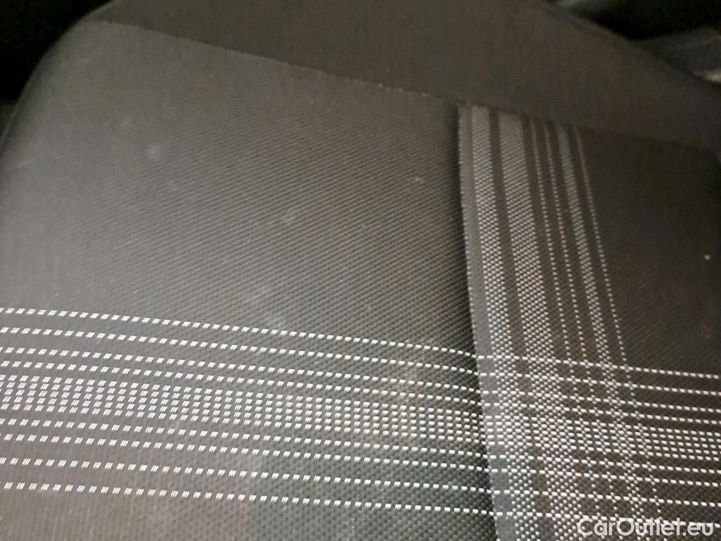  Hyundai  i20 HYUNDAI  / 2020 / 5P / berlina con portón 1.0 TGDI 74kW (100CV) 48V Essence #18