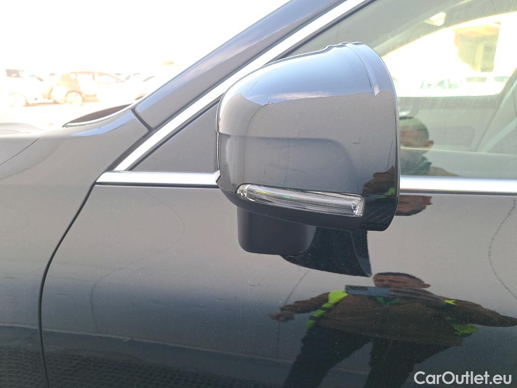  Volvo  XC60 VOLVO  / 2017 / 5P / todoterreno 2.0 B4 D4 AWD Business Plus Auto #30