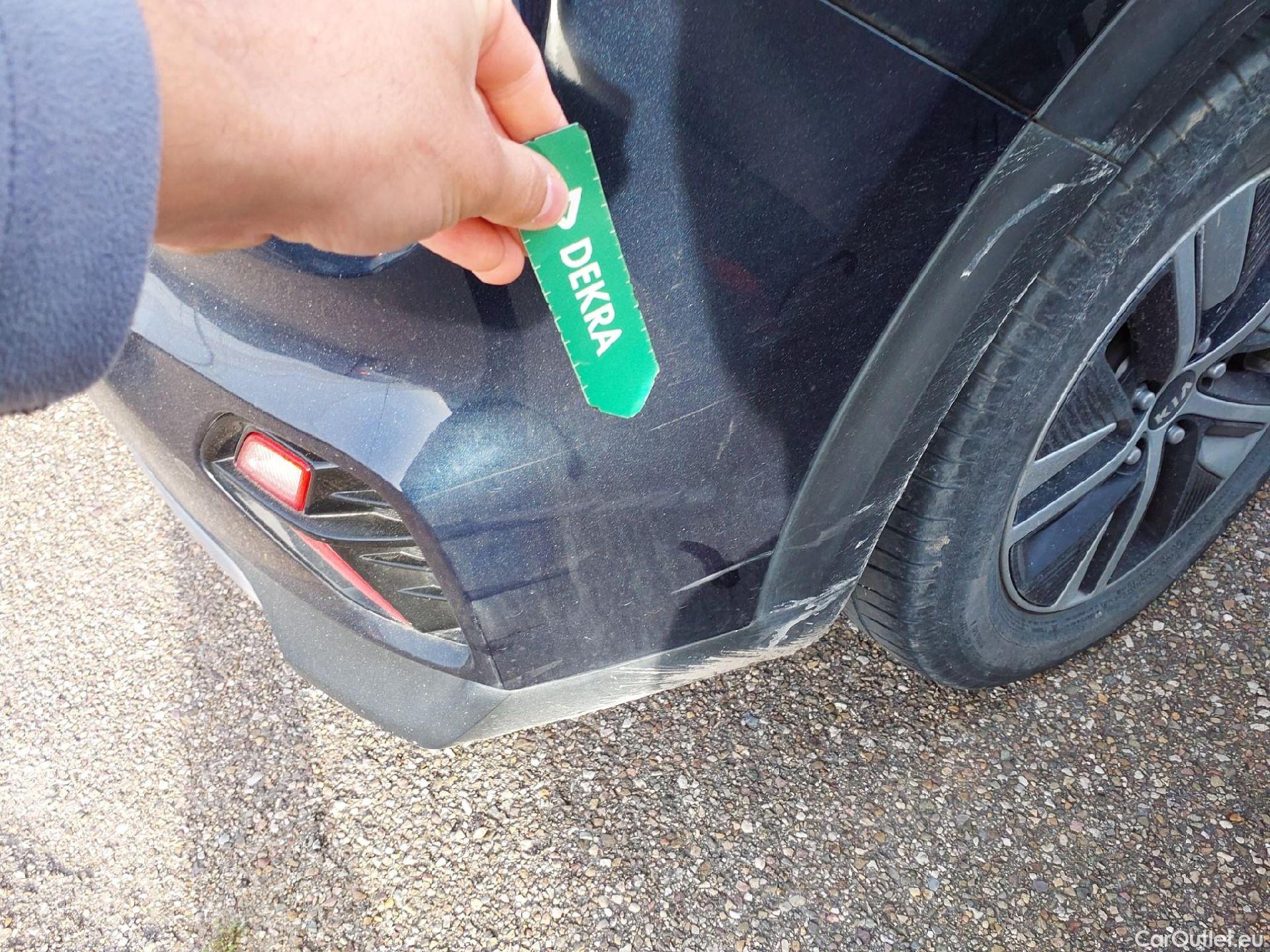  KIA  Niro KIA  / 2019 / 5P / crossover 1.6 GDi HEV 104kW (141CV) Drive #13