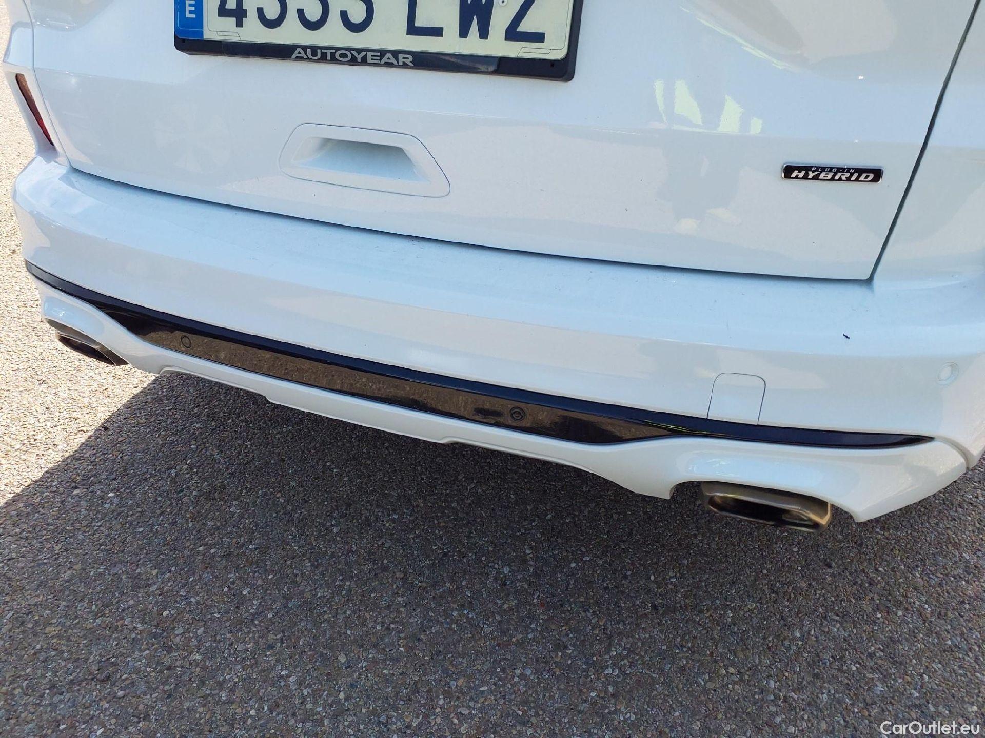  Ford  Kuga FORD  / 2019 / 5P / todoterreno ST-Line X 2.5 Duratec PHEV 165kW Auto #4