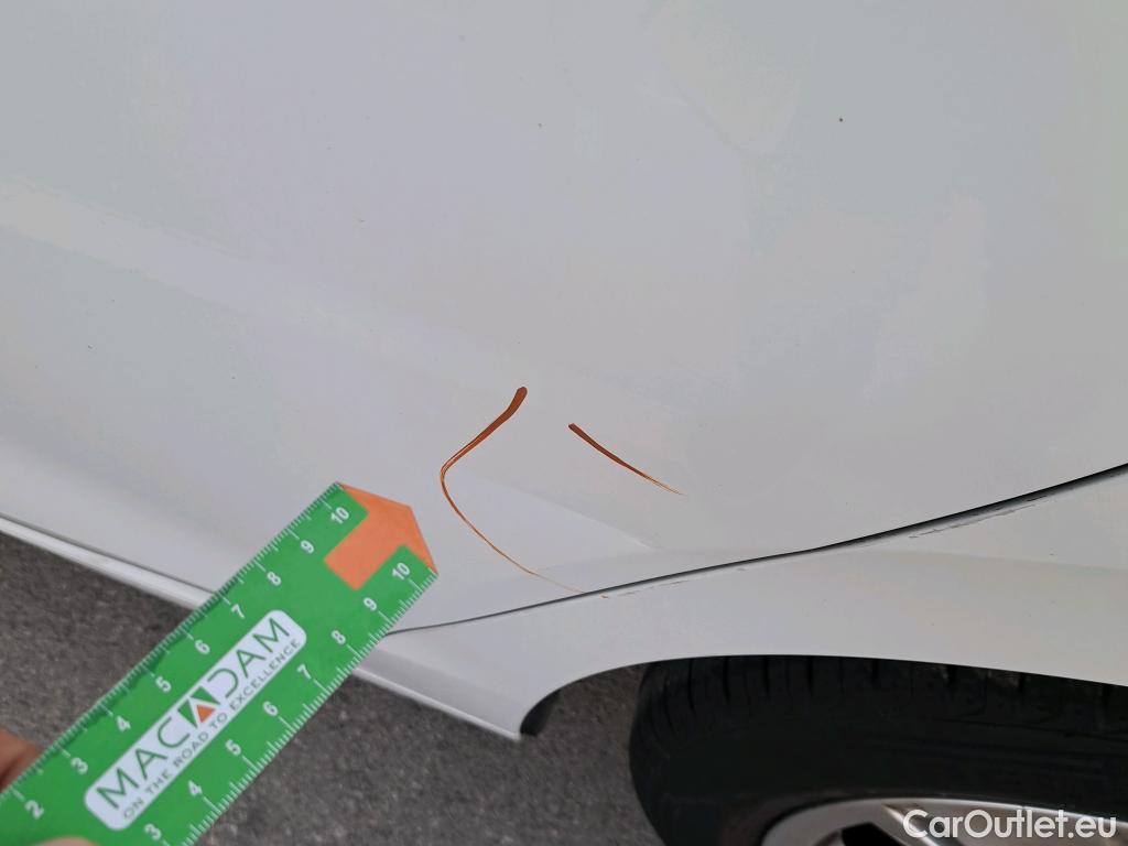  Volkswagen  Golf  VIII Berlina 2.0 TDI 115CV MT6 E6dT #2