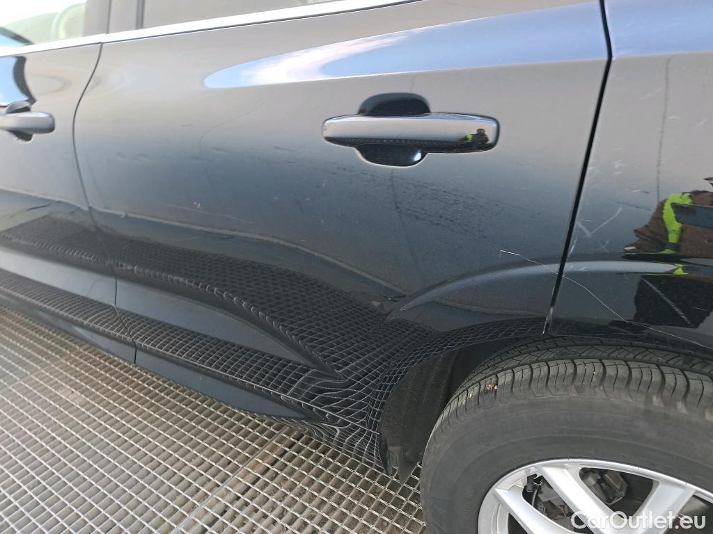  Volvo  XC60 VOLVO  / 2017 / 5P / todoterreno 2.0 B4 D4 AWD Business Plus Auto #16