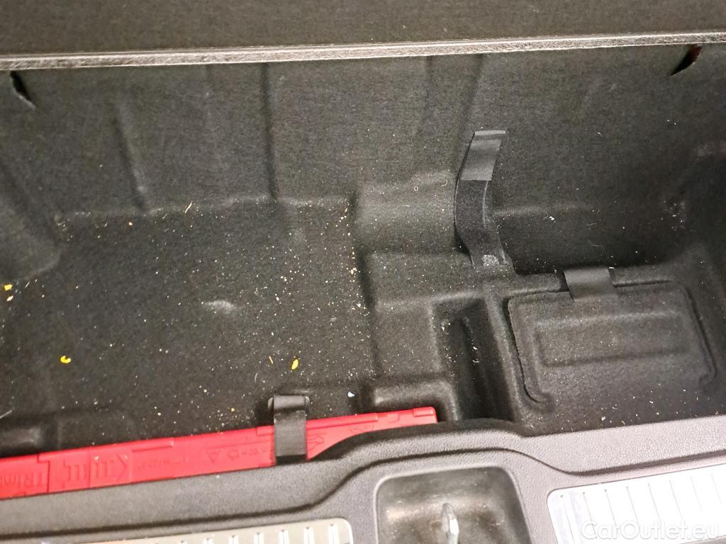  Mercedes  G-Klasee MERCEDES-BENZ Clase GLC / 2019 / 5P / todoterreno GLC 300 de 4MATIC #14