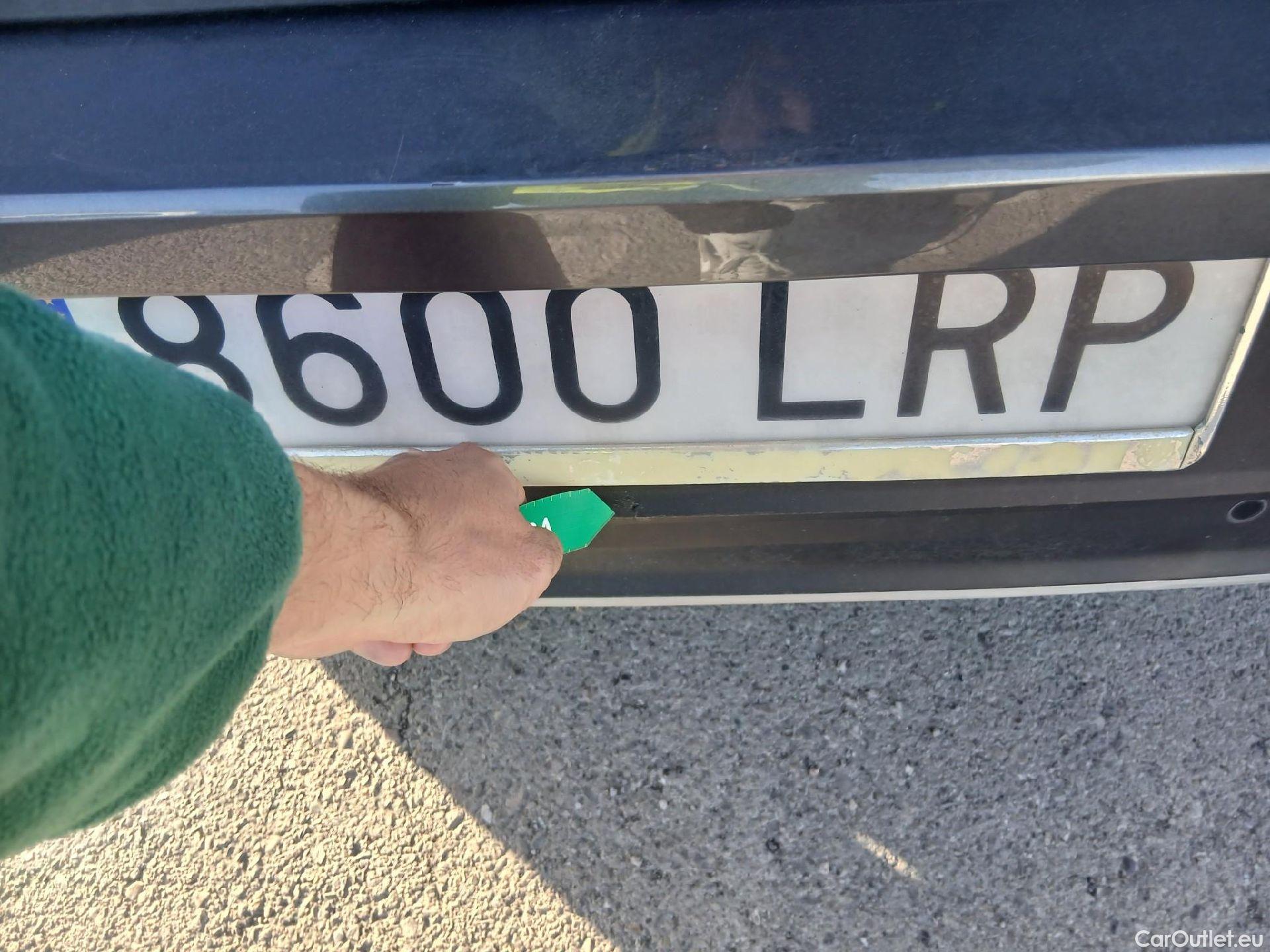  Volkswagen  T-ROC VOLKSWAGEN  / 2017 / 5P / todoterreno Advance 2.0 TDI 110kW (150CV) DSG (AC2) #14