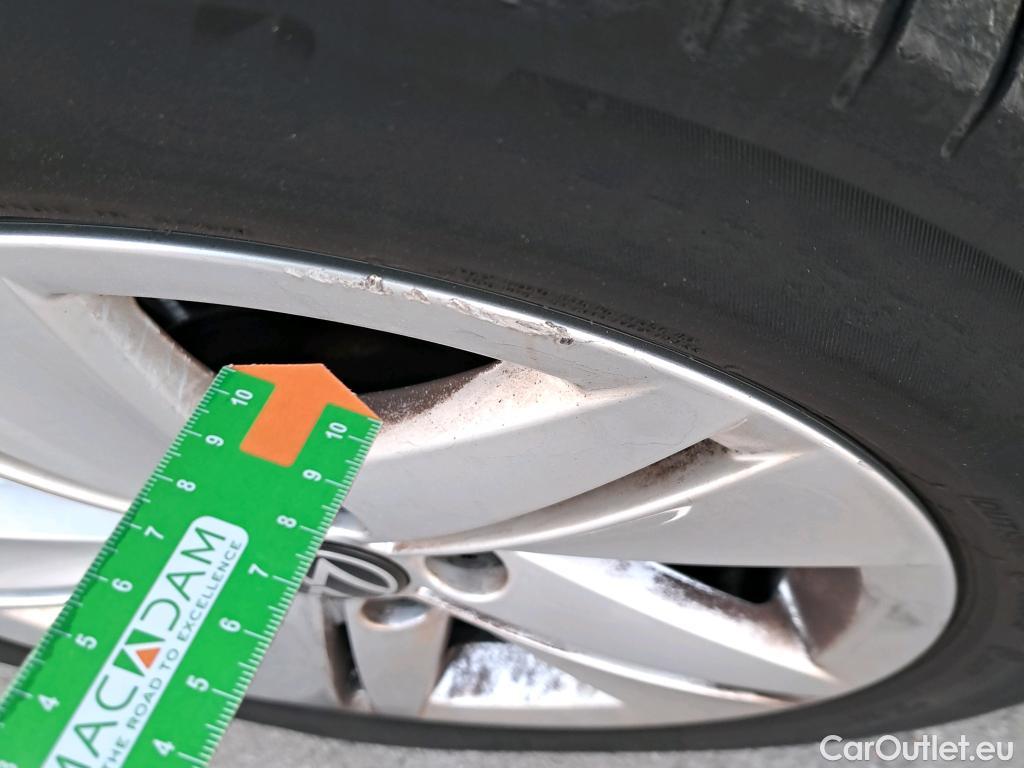  Volkswagen  Golf  VIII Berlina 2.0 TDI 115CV MT6 E6dT #28