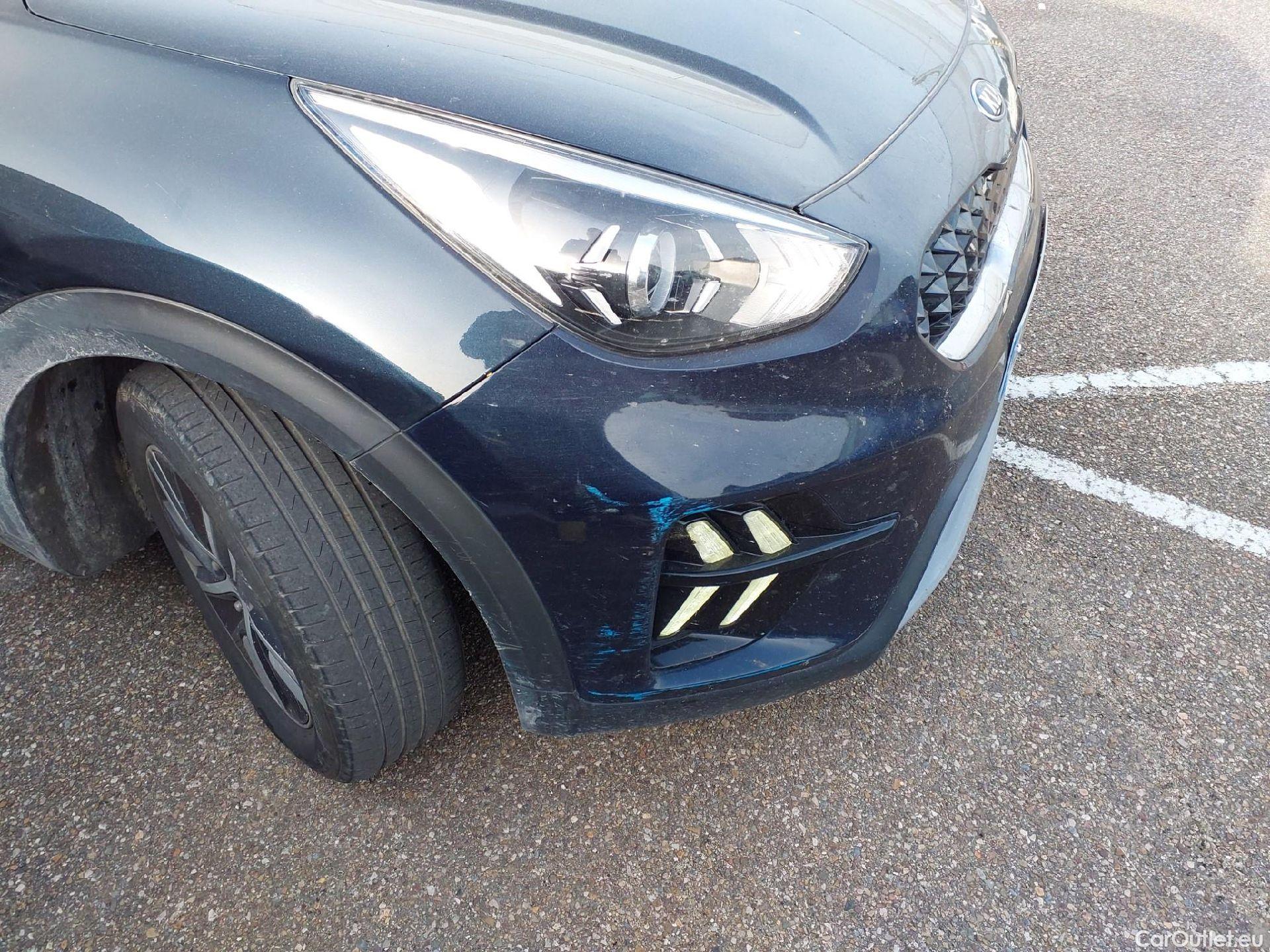  KIA  Niro KIA  / 2019 / 5P / crossover 1.6 GDi HEV 104kW (141CV) Drive #20