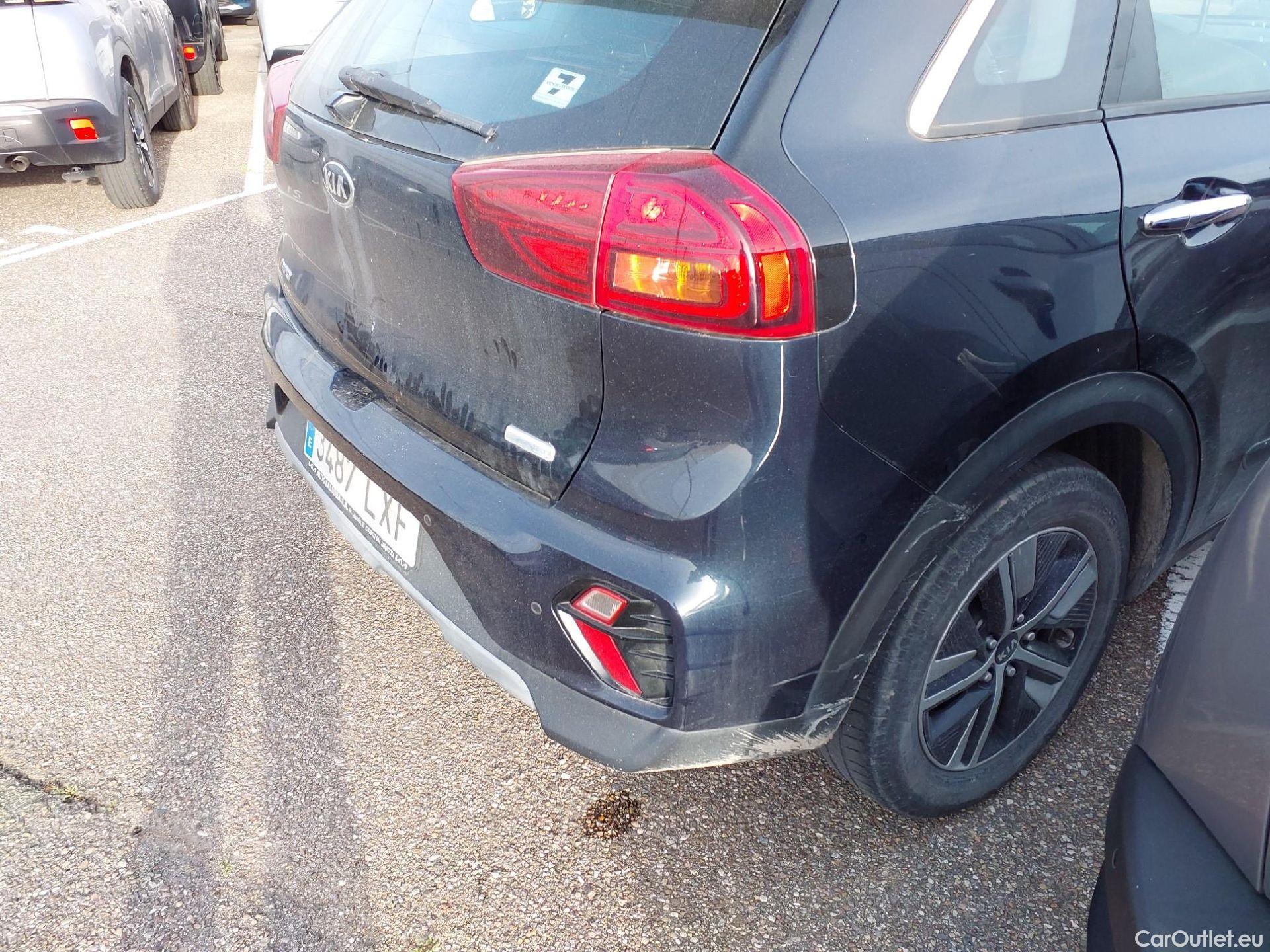  KIA  Niro KIA  / 2019 / 5P / crossover 1.6 GDi HEV 104kW (141CV) Drive #12