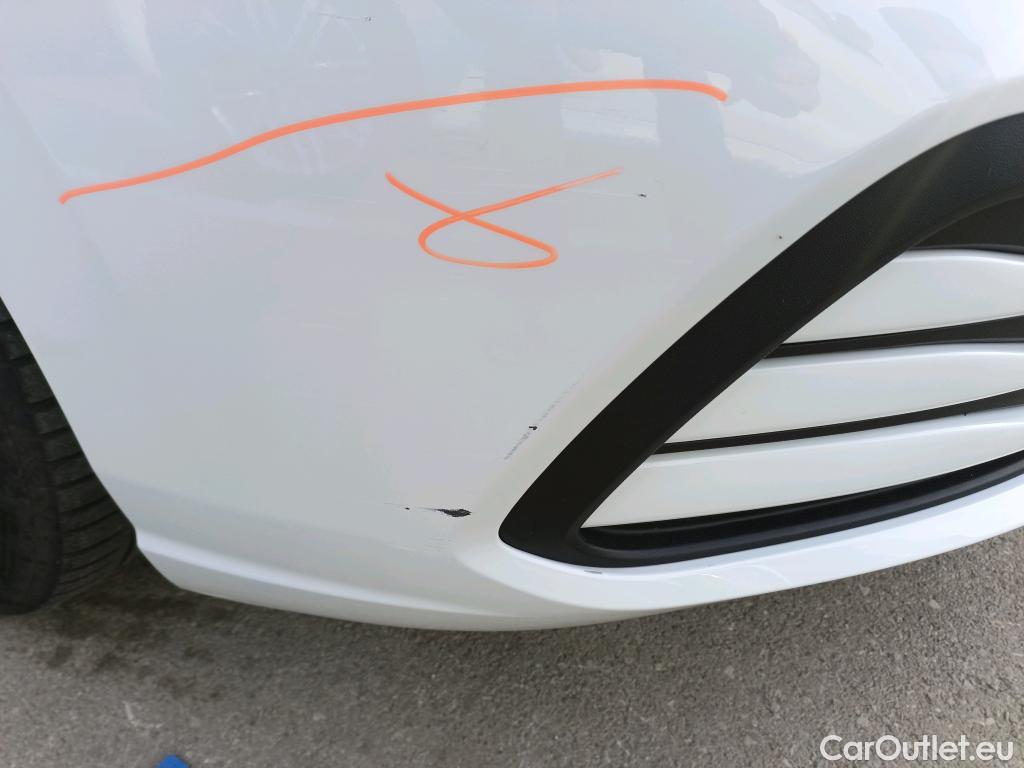  Volkswagen  Golf  VOLKSWAGEN / 2020 / 5P / berlina con portón Life 2.0 TDI 85kW (115CV) #10