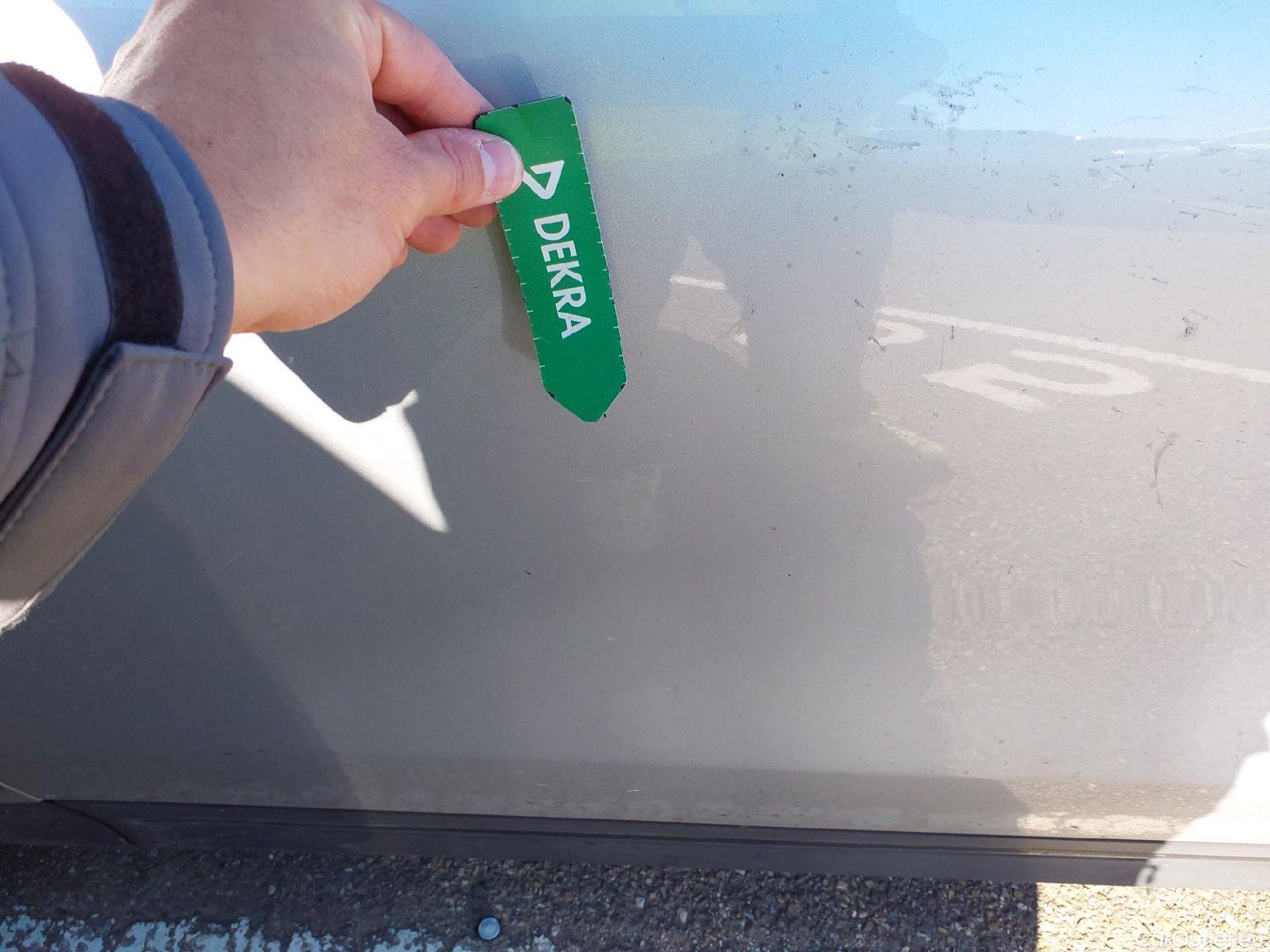  Mercedes  GLA MERCEDES-BENZ  / 2020 / 5P / todoterreno  200 D (AC) #2