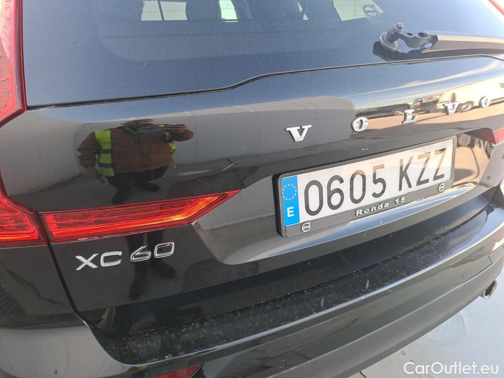  Volvo  XC60 VOLVO  / 2017 / 5P / todoterreno 2.0 B4 D4 AWD Business Plus Auto #1