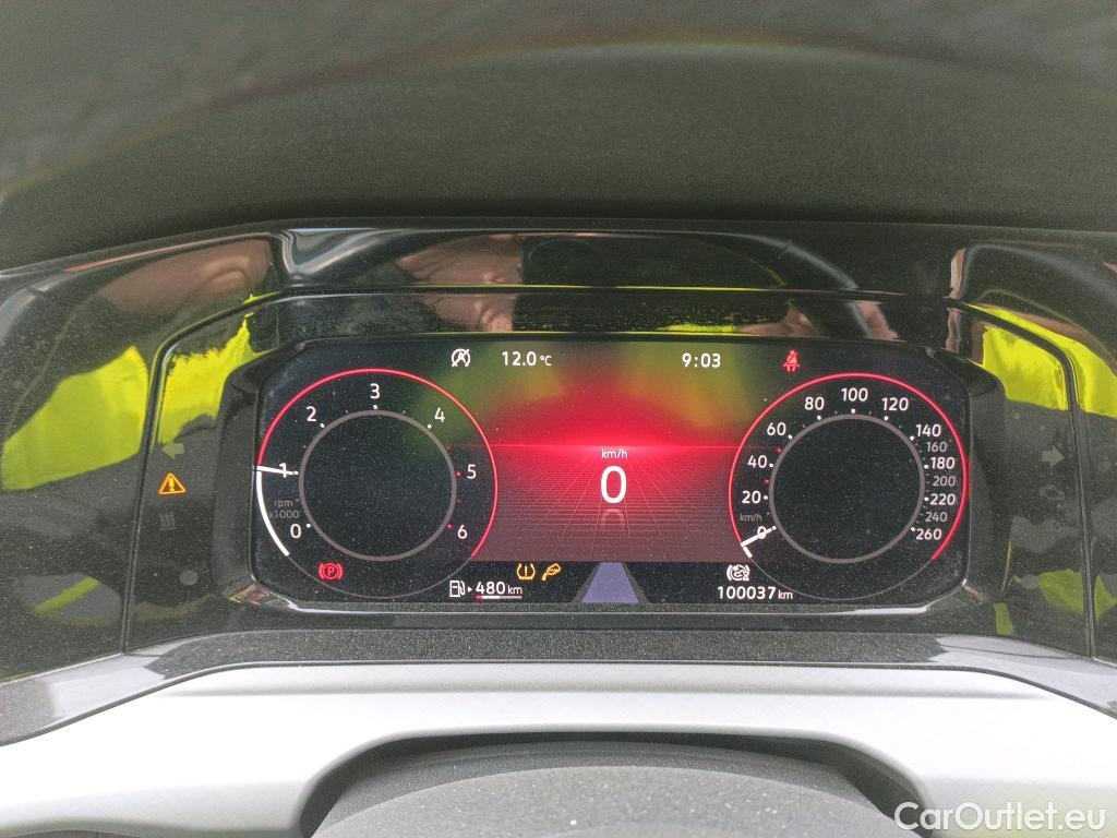  Volkswagen  Golf  VOLKSWAGEN / 2020 / 5P / berlina con portón Life 2.0 TDI 85kW (115CV) #13