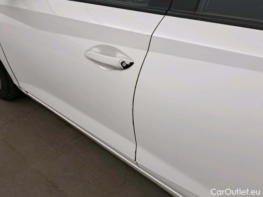  Hyundai  i20 HYUNDAI  / 2020 / 5P / berlina con portón 1.0 TGDI 74kW (100CV) 48V Essence #10