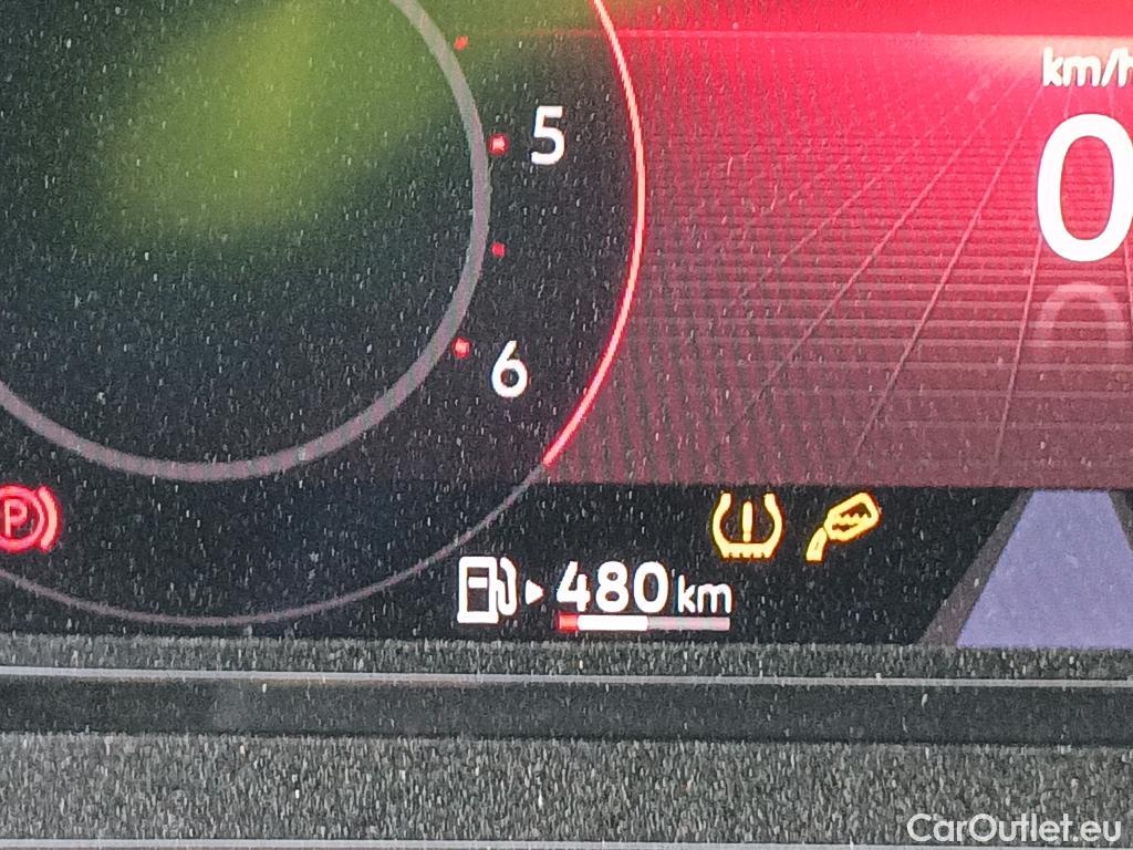  Volkswagen  Golf  VOLKSWAGEN / 2020 / 5P / berlina con portón Life 2.0 TDI 85kW (115CV) #14