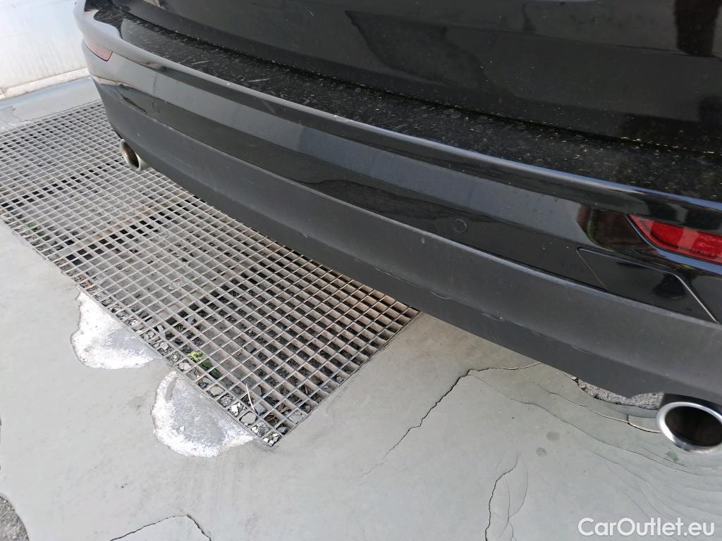  Volvo  XC60 VOLVO  / 2017 / 5P / todoterreno 2.0 B4 D4 AWD Business Plus Auto #24