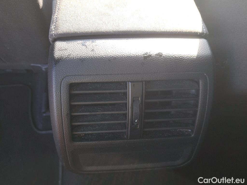  Volkswagen  Passat VOLKSWAGEN  / 2019 / 5P / familiar Variant Executive 1.5 TSI 110kW (150CV) #7