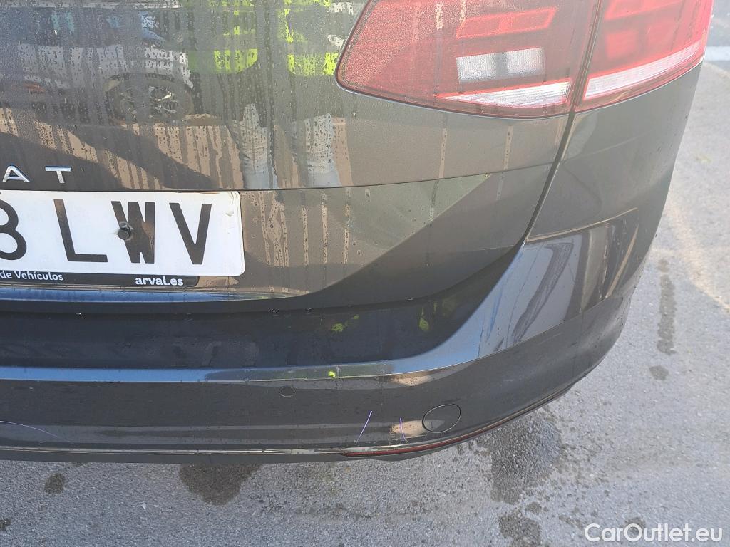  Volkswagen  Passat VOLKSWAGEN  / 2019 / 5P / familiar Variant Executive 1.5 TSI 110kW (150CV) #3