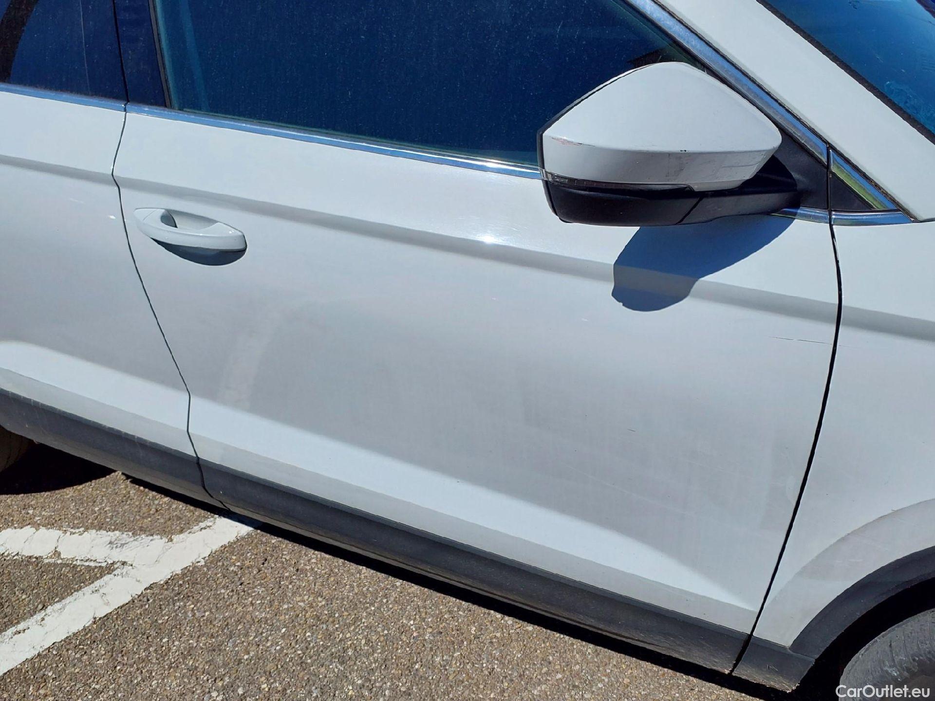  Skoda  Karoq SKODA  / 2021 / 5P / todoterreno 2.0 TDI 85kW (115CV) Ambition (AC) #26