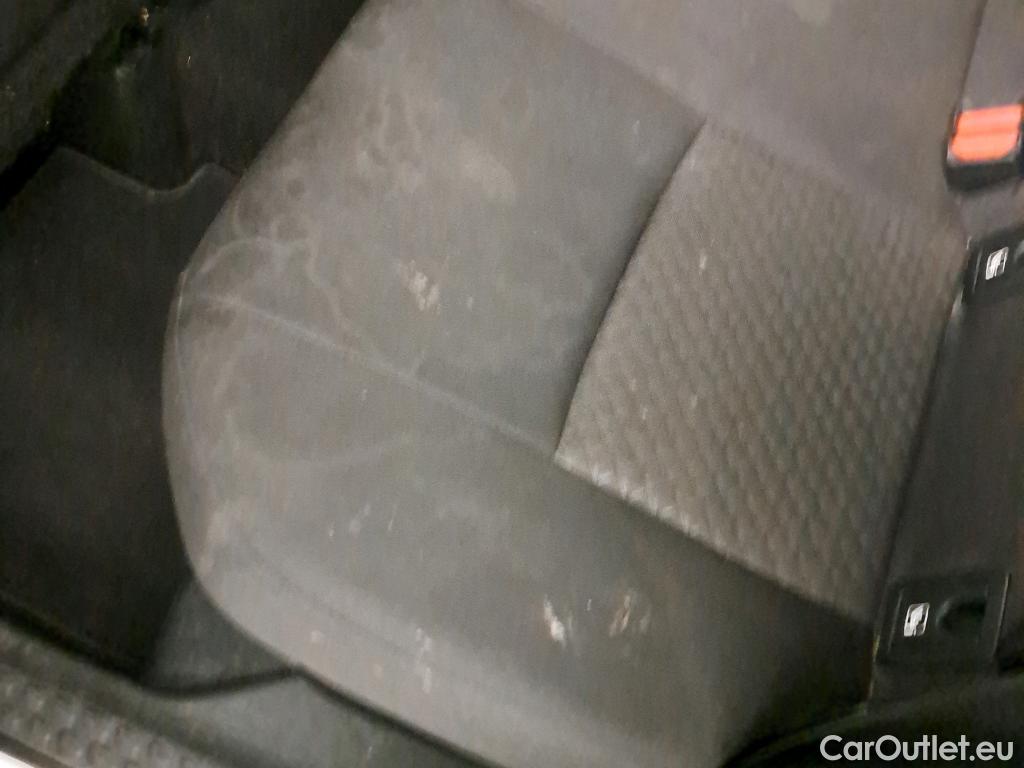  Toyota  C-HR TOYOTA  / 2019 / 5P / todoterreno 1.8 125H Advance #13