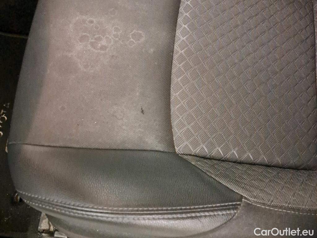  Toyota  C-HR TOYOTA  / 2019 / 5P / todoterreno 1.8 125H Advance #9