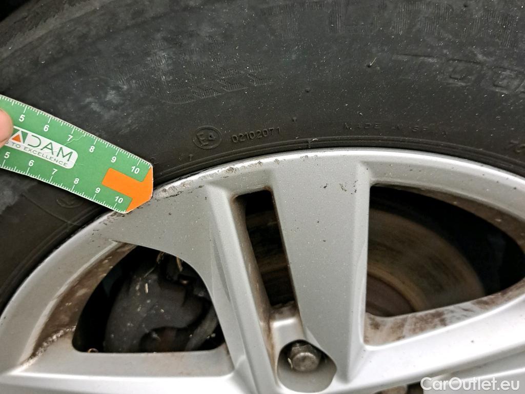  Toyota  Corolla TOYOTA  1.8 125H ACTIVE TECH E-CVT #35