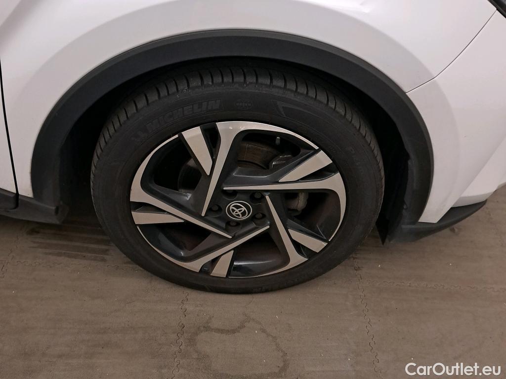  Toyota  C-HR TOYOTA  / 2019 / 5P / todoterreno 1.8 125H Advance #3