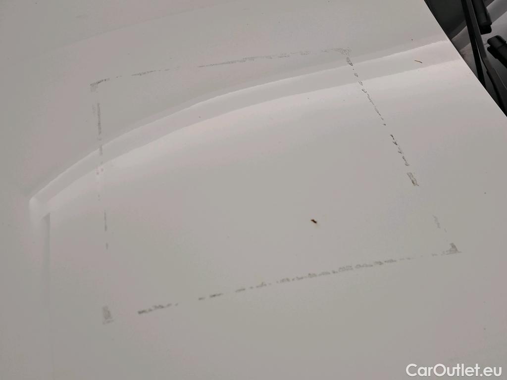  Peugeot  308 PEUGEOT  / 2017 / 5P / berlina con portón 5p Active Pack BlueHDi 130 S&S #20