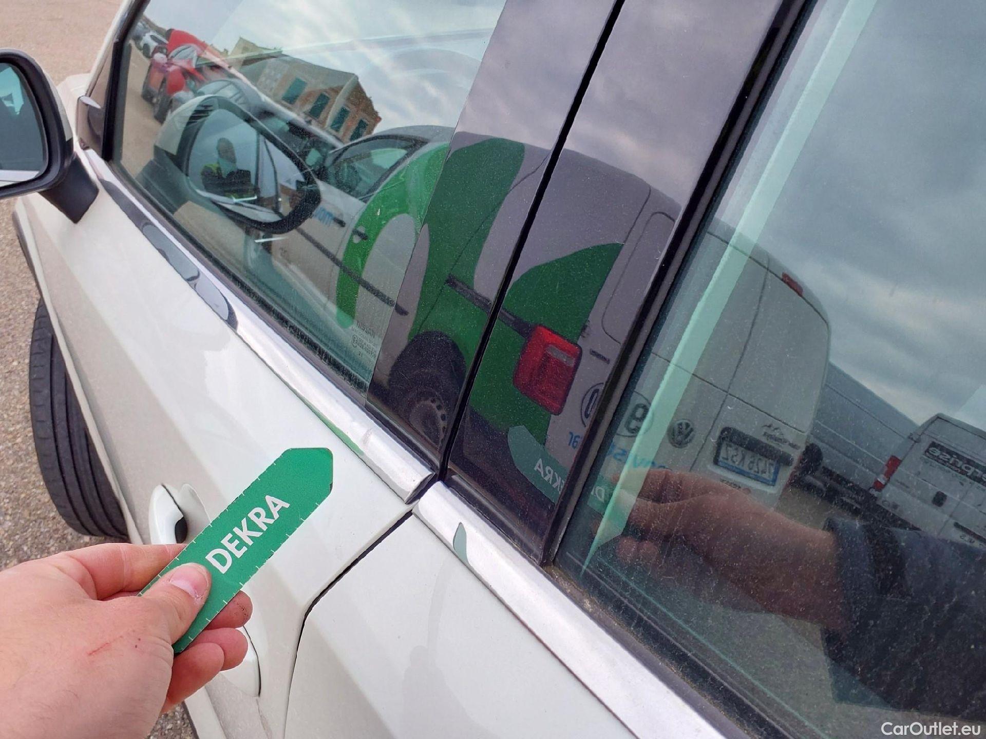  Nissan  Qashqai NISSAN  / 2021 / 5P / todoterreno DIG-T 116kW (158CV) mHEV Xtronic Acenta (AC2) #10