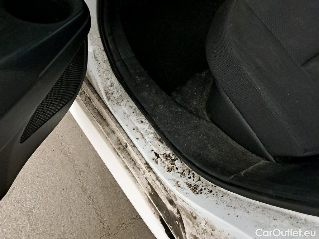  Toyota  Corolla TOYOTA  1.8 125H ACTIVE TECH E-CVT #29