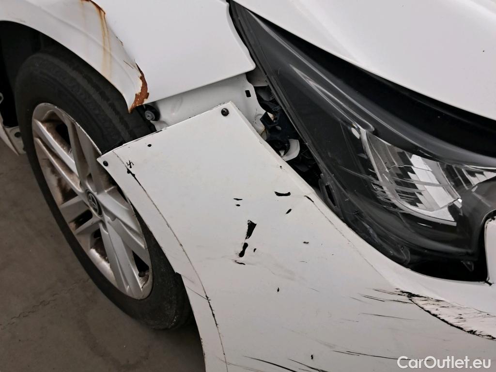  Toyota  Corolla TOYOTA  1.8 125H ACTIVE TECH E-CVT #13