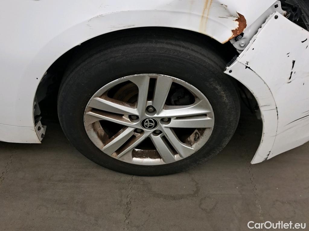  Toyota  Corolla TOYOTA  1.8 125H ACTIVE TECH E-CVT #32